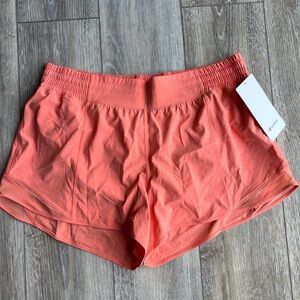 Lululemon hotty hot high rise shorts 4’ inseam size 14